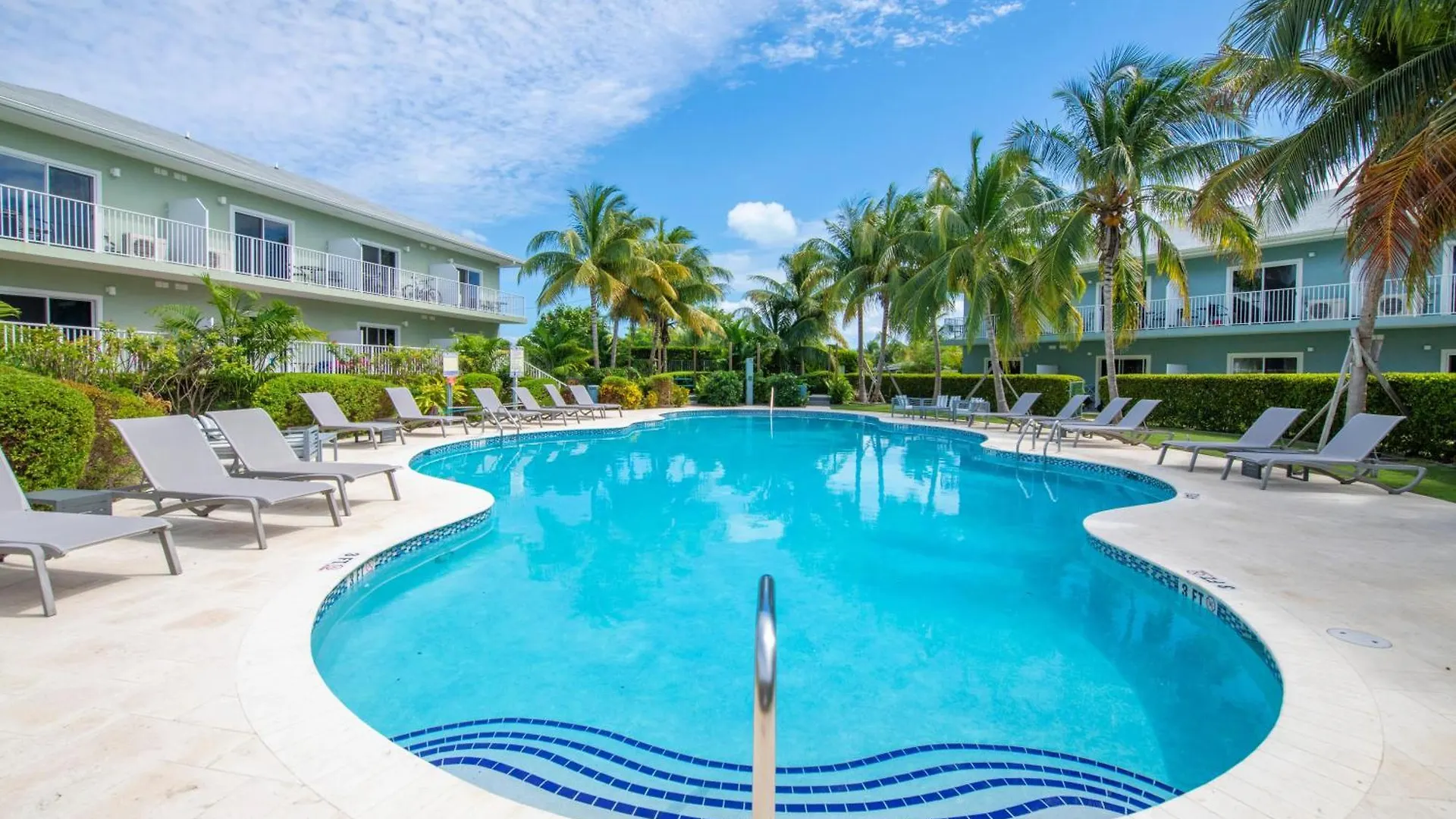 Summertime Suites #49 West Bay